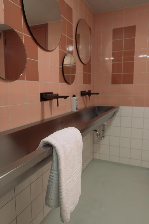 Hostel Het Archief 즈볼레 외부 사진