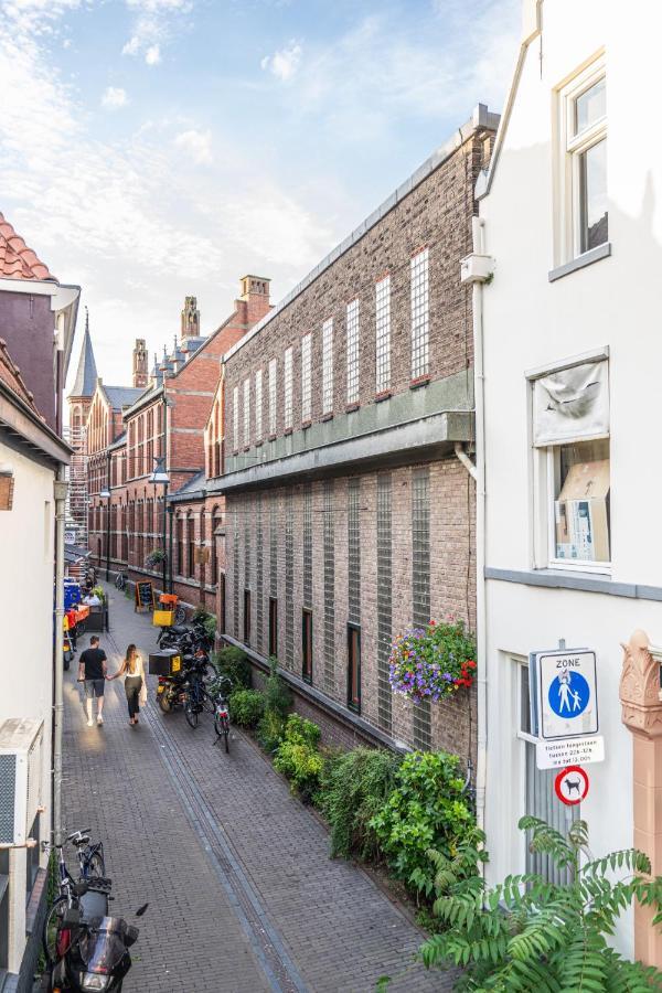Hostel Het Archief 즈볼레 외부 사진